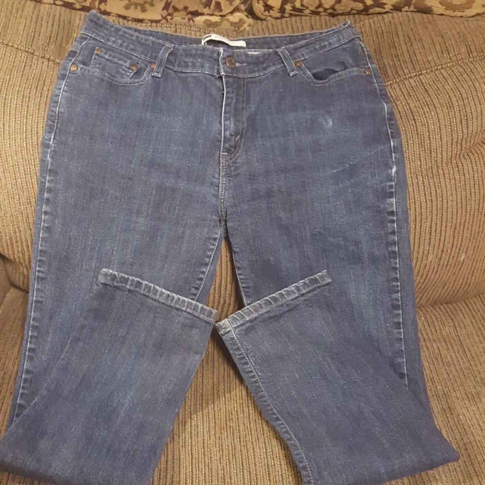 Levi jeans